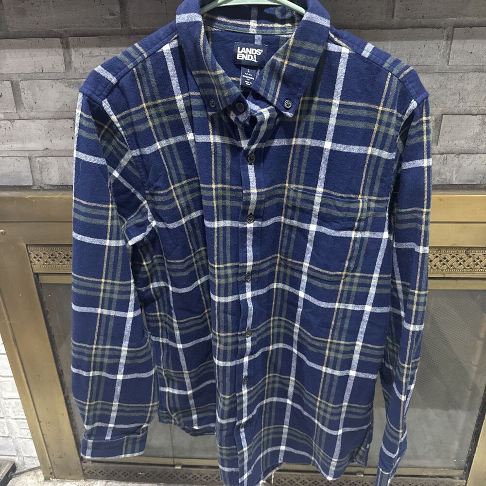 Man’s Lands End Plaid Navy Flannel Size Large Traditional Fit Heavy
